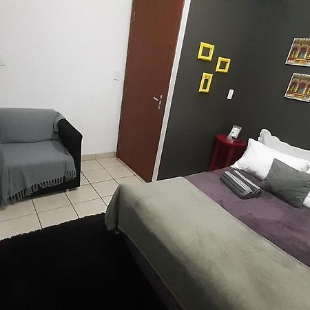 Suite For Family Ao Lado Da Praca Principal 도밍고스 마르틴스 외부 사진