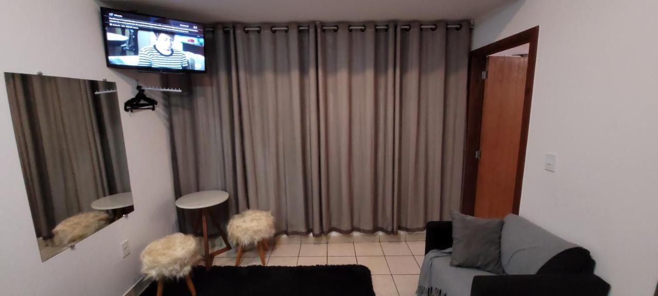 Suite For Family Ao Lado Da Praca Principal 도밍고스 마르틴스 외부 사진